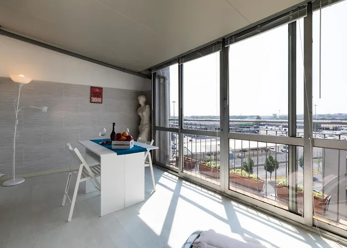 La Veranda - Bright Top Floor With Views Of The Madonnina